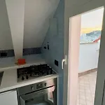Sul Mare Con Box Auto Daire *