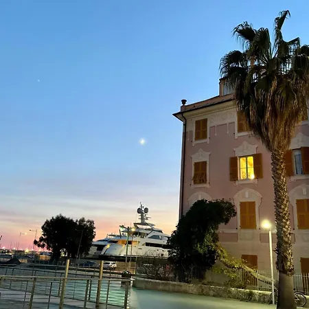 Appartement Sul Mare Con Box Auto Varazze