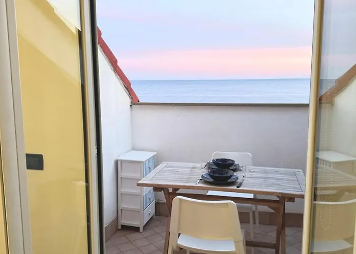 Sul Mare Con Box Auto Appartement *