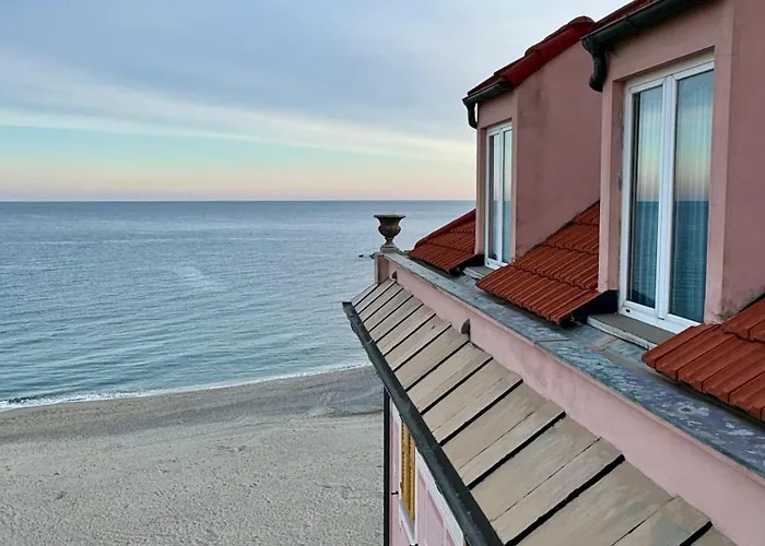 Sul Mare Con Box Auto * Varazze