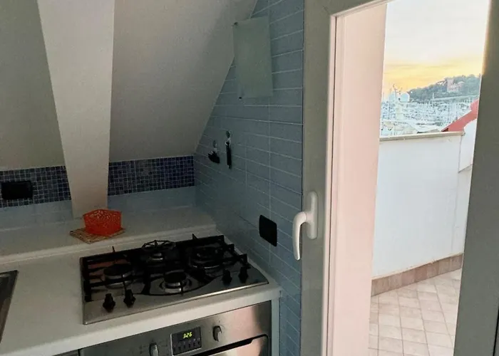 Sul Mare Con Box Auto Appartement *